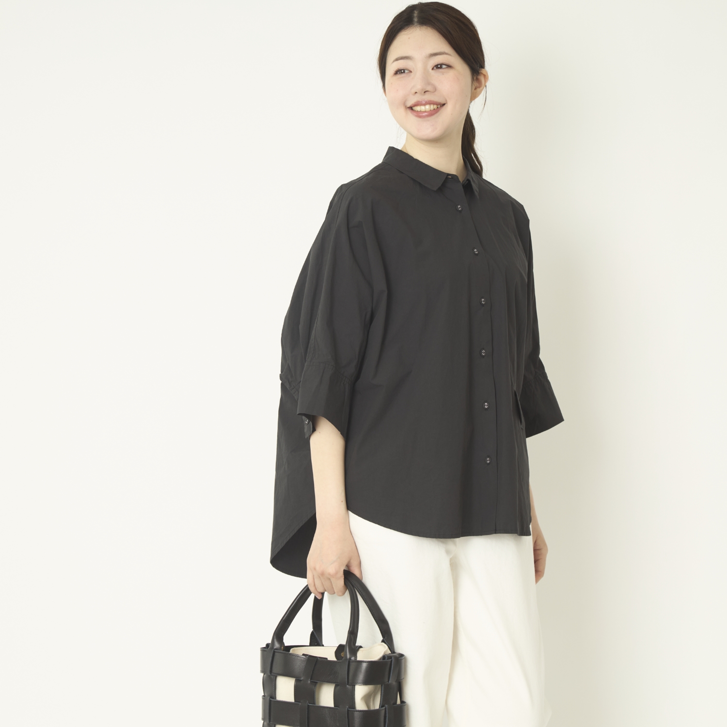 TANG./タイプライタードルマンシャツ -ゆったりシルエットで風が通る襟 