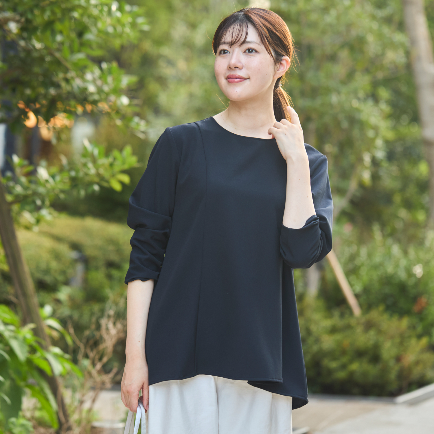 Kilka/洗えてシワになりにくい着やせブラウス