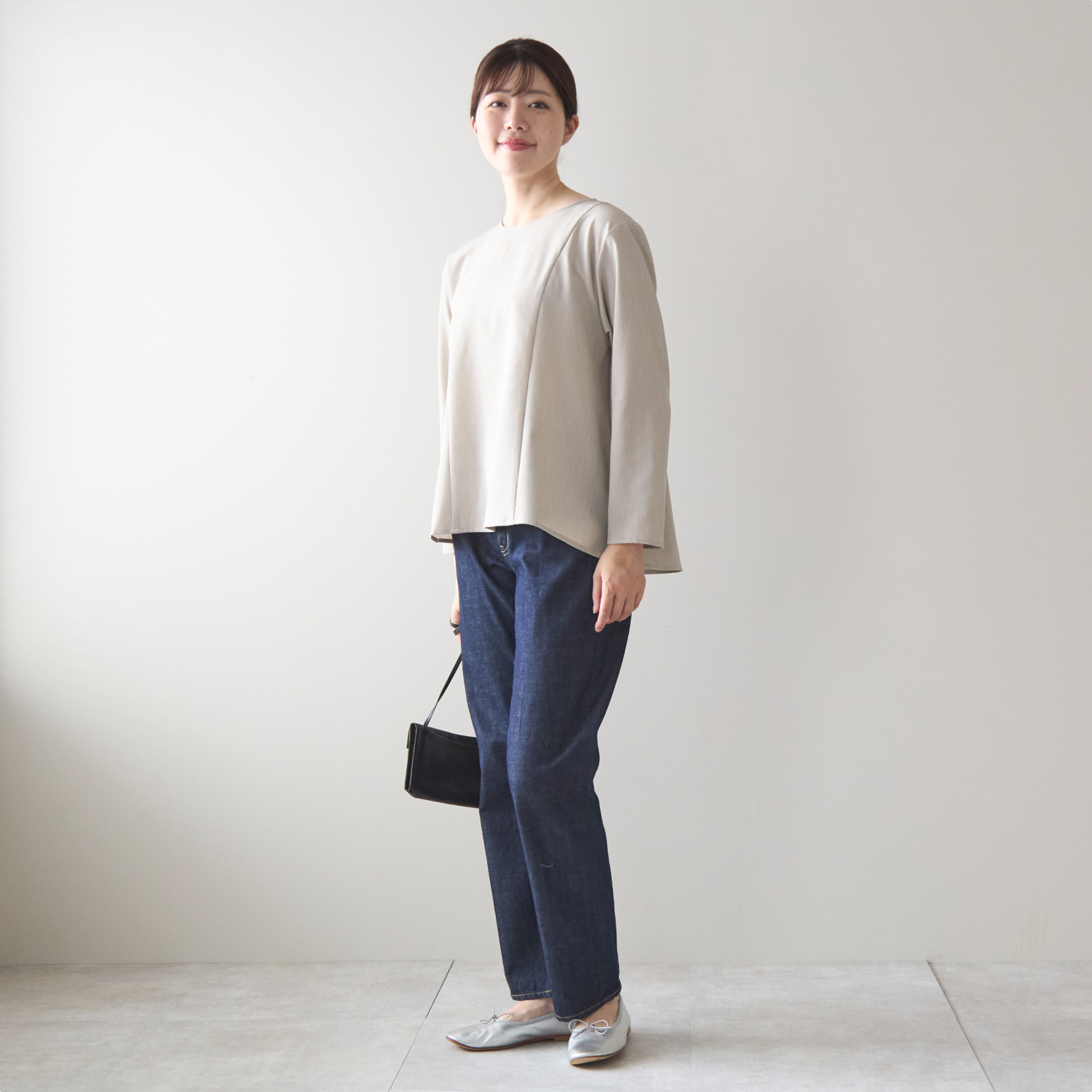 Kilka/洗えてシワになりにくい着やせブラウス