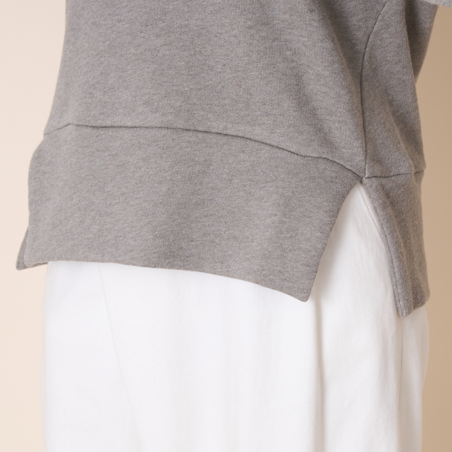 Kilka/軽くてきれい見えするスーピマ裏毛のプルオーバー