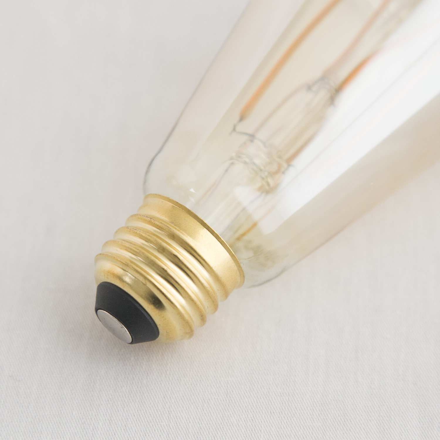 LED SWAN bulb VF SWAN  暮らしを美しく照らす電球   スタイルストア