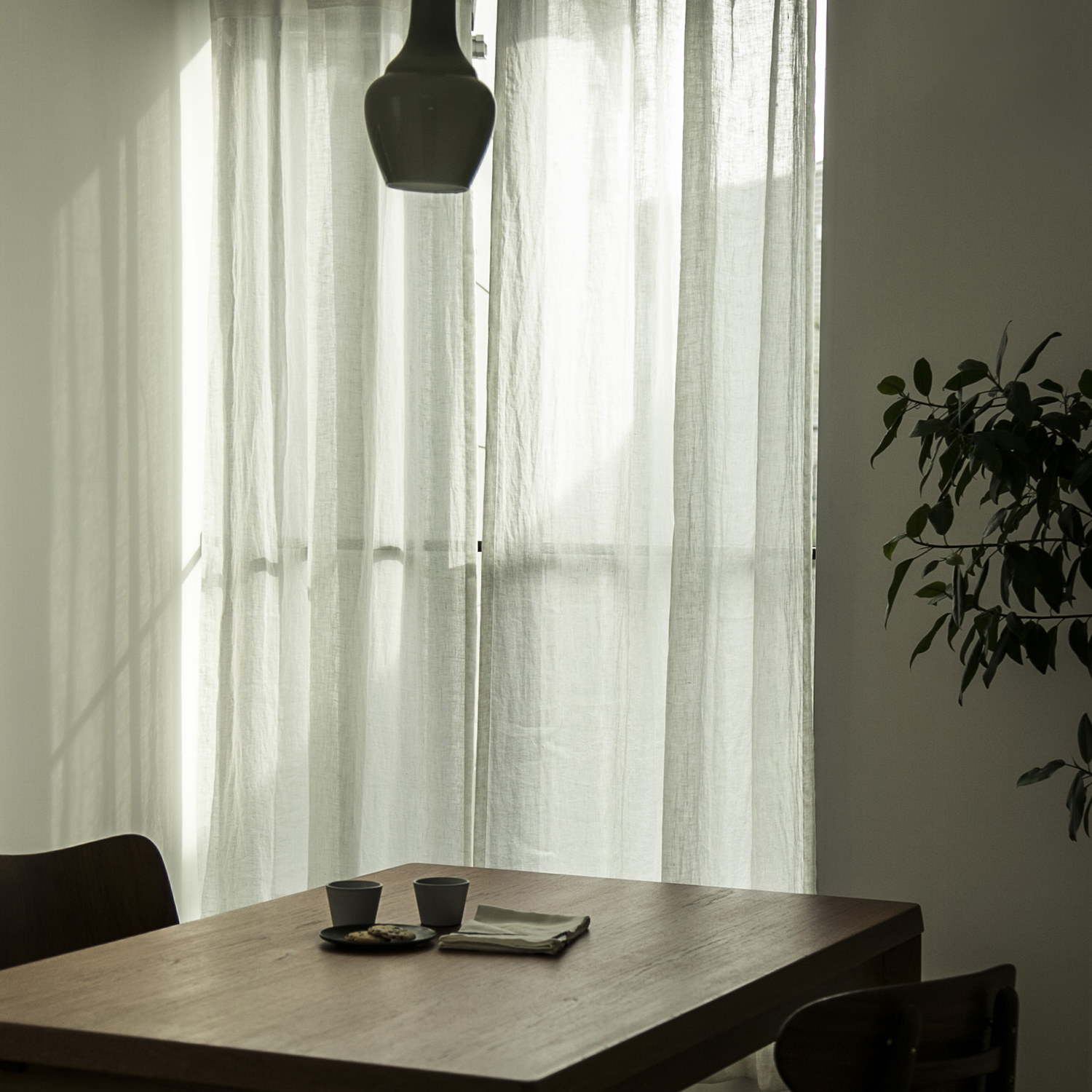 フランスアンティークリネンガーゼカーテン 特別家具・インテリア - フランスアンティークモノグラム入りリネン