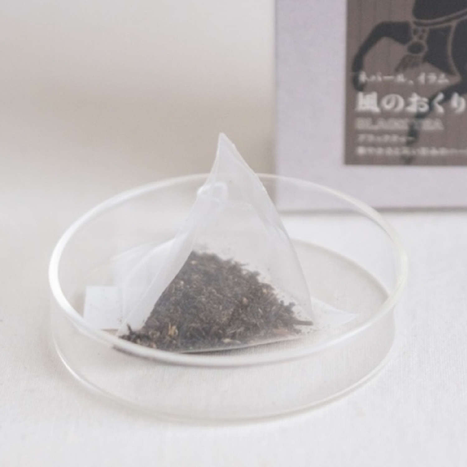 海ノ向こうコーヒー/ネパール イラム 風のおくりもの　OOLONG TEA ティーバッグ