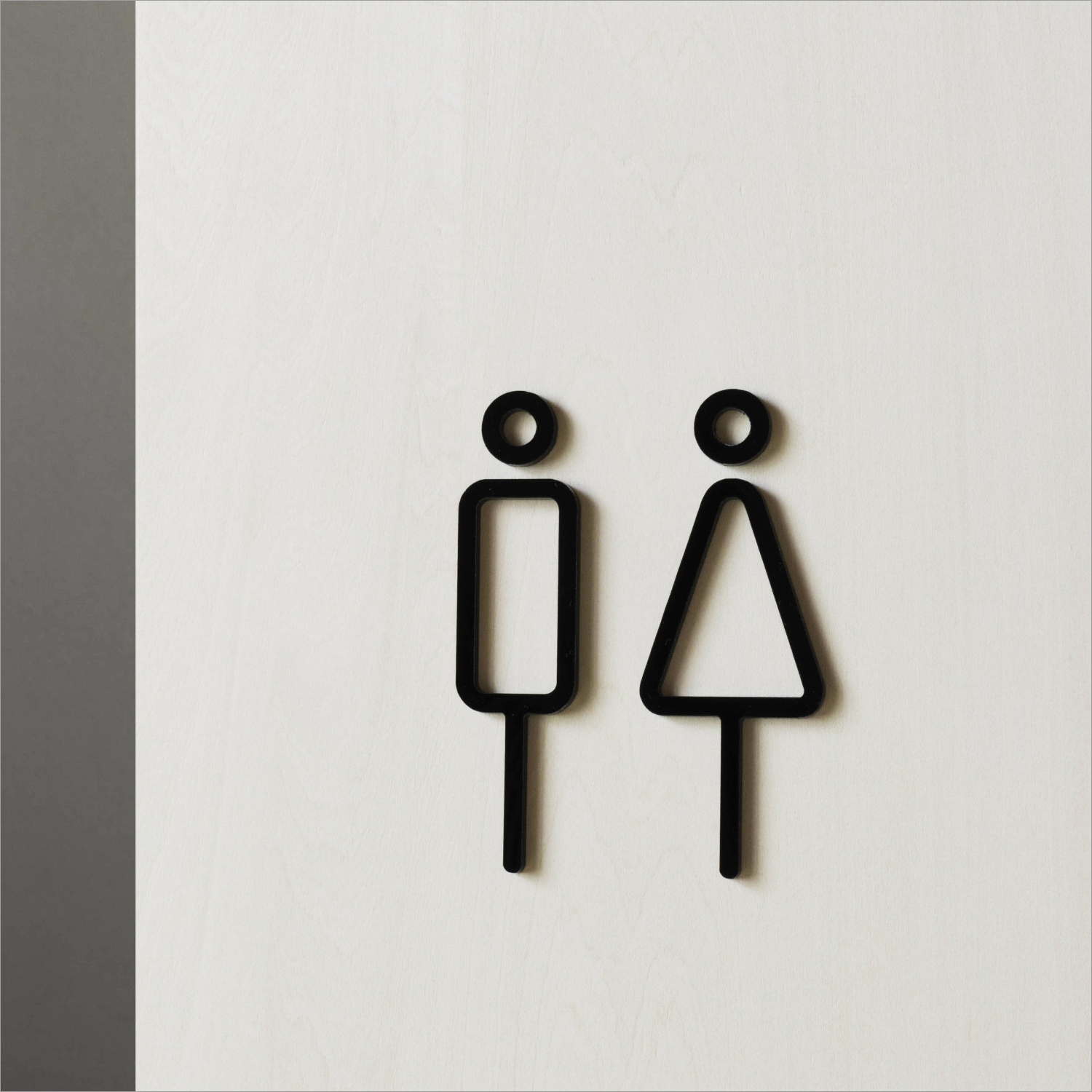 MOHEIM/RESTROOM SIGN 2pcs