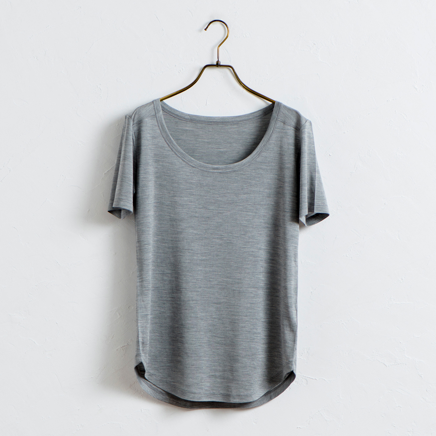 DRESS HERSELF/シルクカットソーショートスリーブ M-L