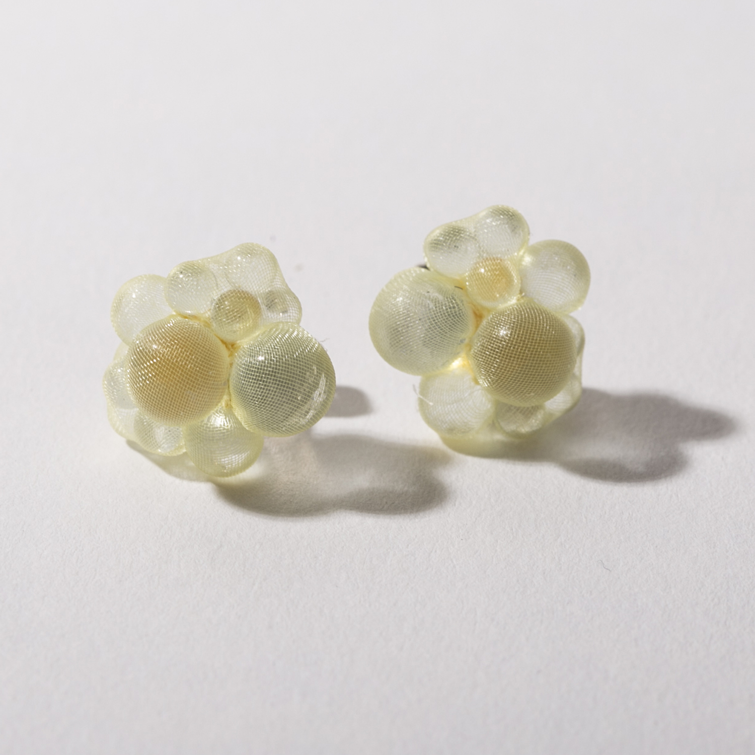ミズイロトシロ/ピアス bubble