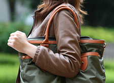 Costa Liberta/business bag for women カーキ