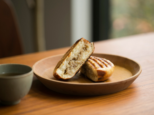 絶品！禁断の肉まんホットサンド