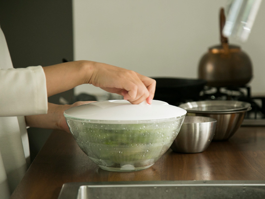 サラダスピナーで野菜が格段に美味しくなる