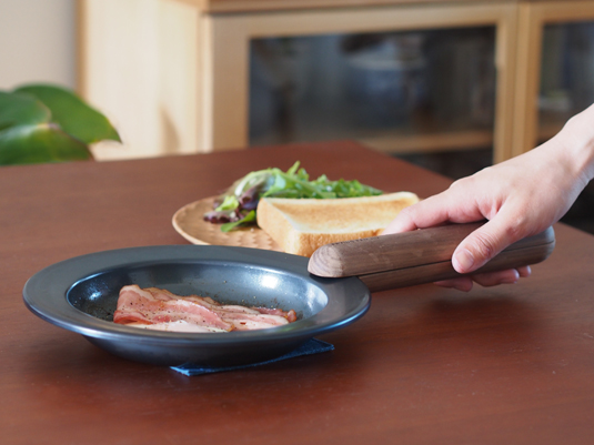 面倒な食事後の洗い物を減らせる4つのアイテム