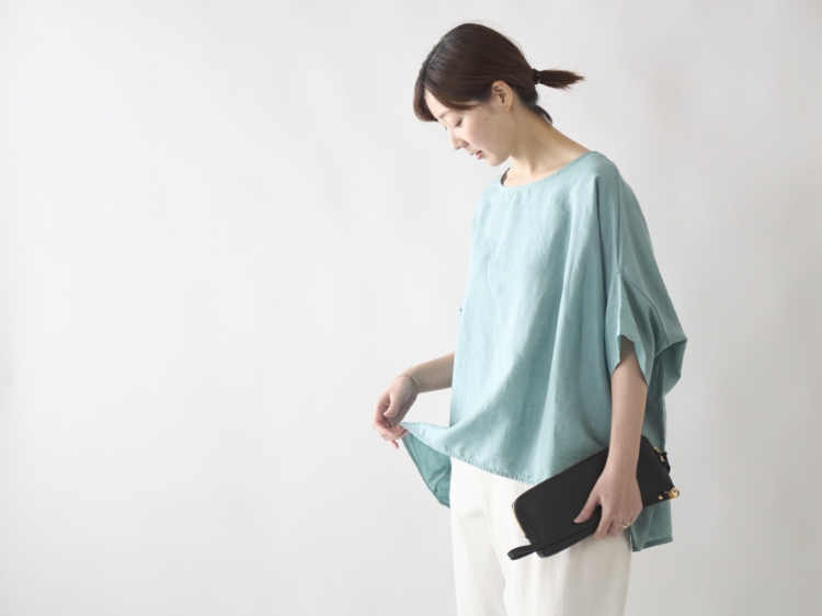 暑がりバイヤーがTシャツがわりに愛用する風が通る服
