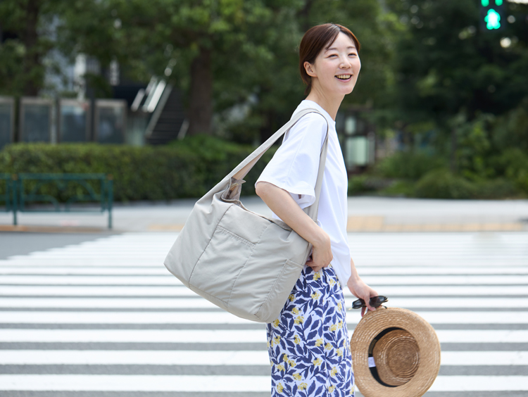 家族でシェアできる、自称ミニマリストが作る旅バッグ