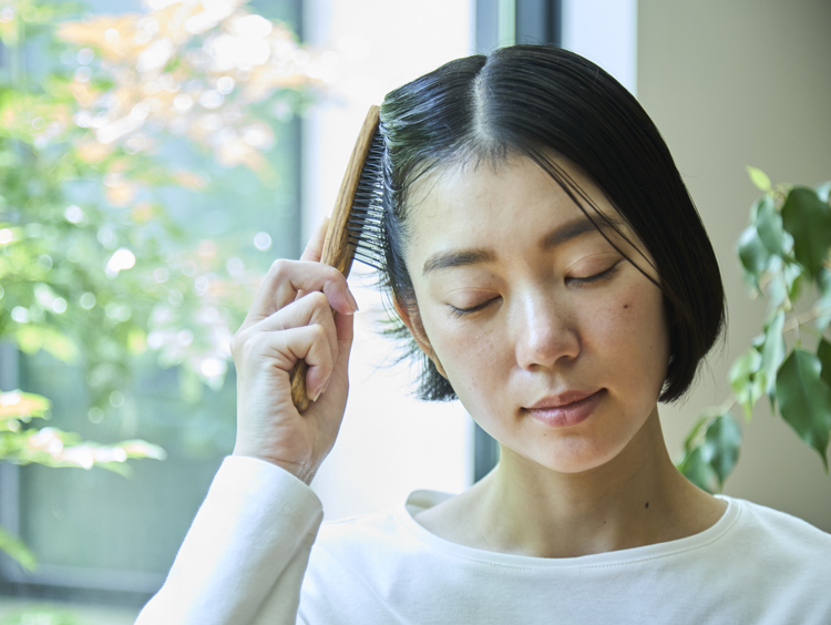 1日1分でOK!「頭皮=土壌ケア」が健やかな髪を育む理由