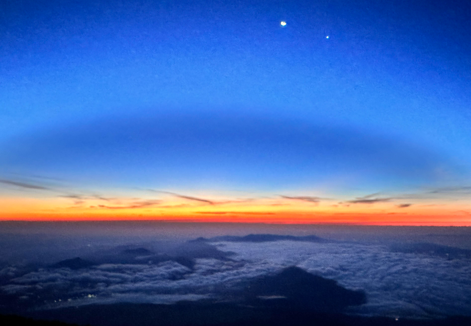 【あの人の買ってよかったBest3】人生の次のステージでも、衣食住を助けた私の名品たち