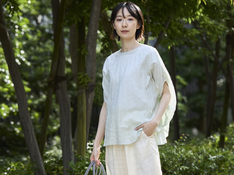 わずか90g！軽量で涼しい服あります